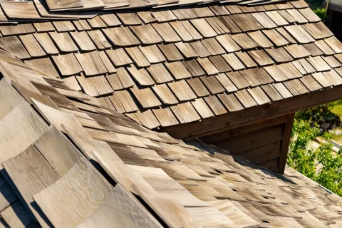 How to Tell If Cedar Shake Roof Is Bad