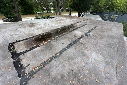 Common Flat Roof Problems and How Flat Roofing Services in Etobicoke Can Fix Them